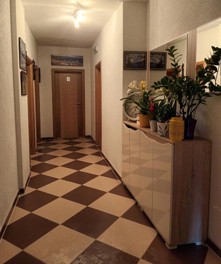 Vacation Home Keskic Velika Gata Ngoại thất bức ảnh