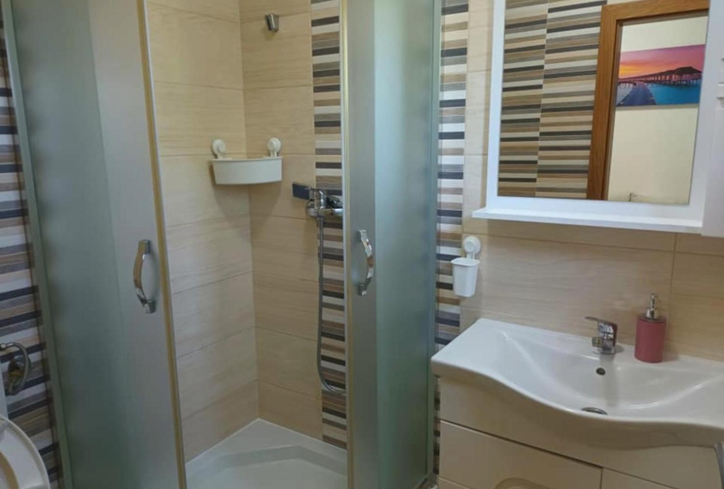 Vacation Home Keskic Velika Gata Ngoại thất bức ảnh