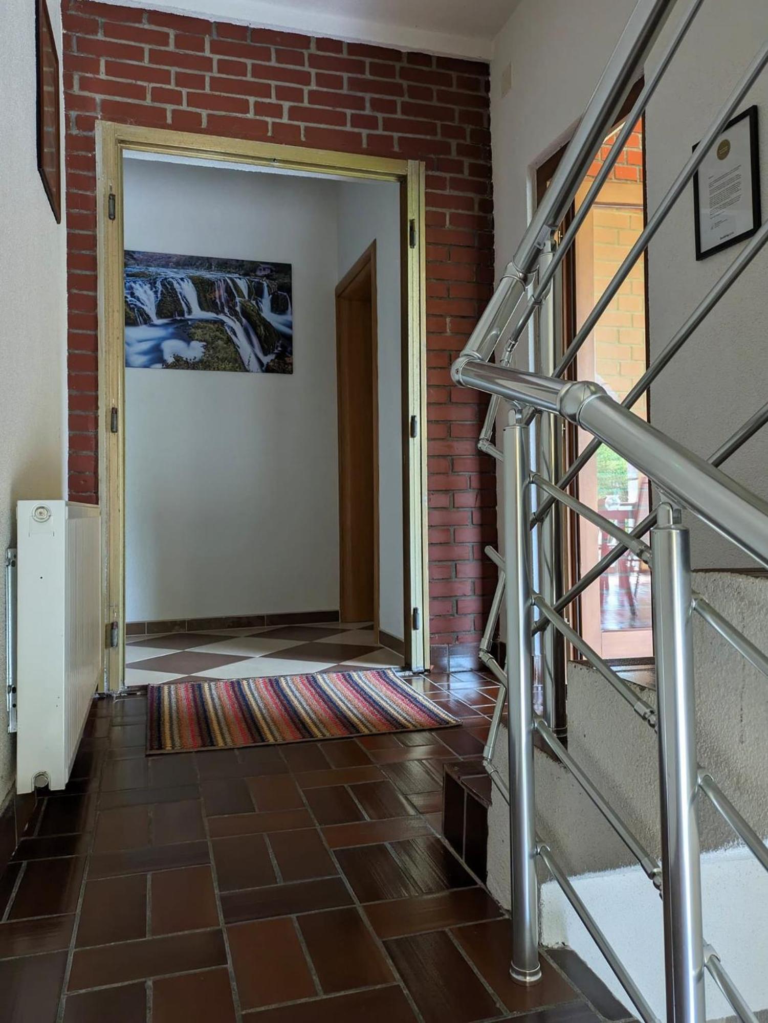 Vacation Home Keskic Velika Gata Ngoại thất bức ảnh