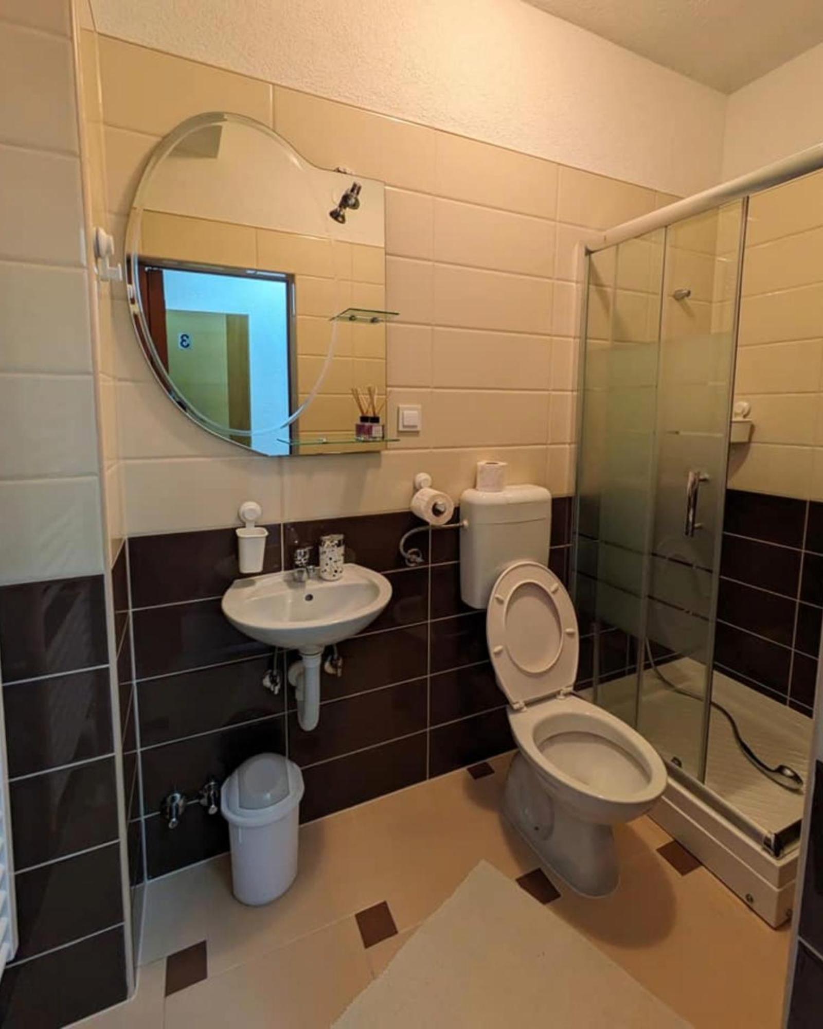 Vacation Home Keskic Velika Gata Ngoại thất bức ảnh