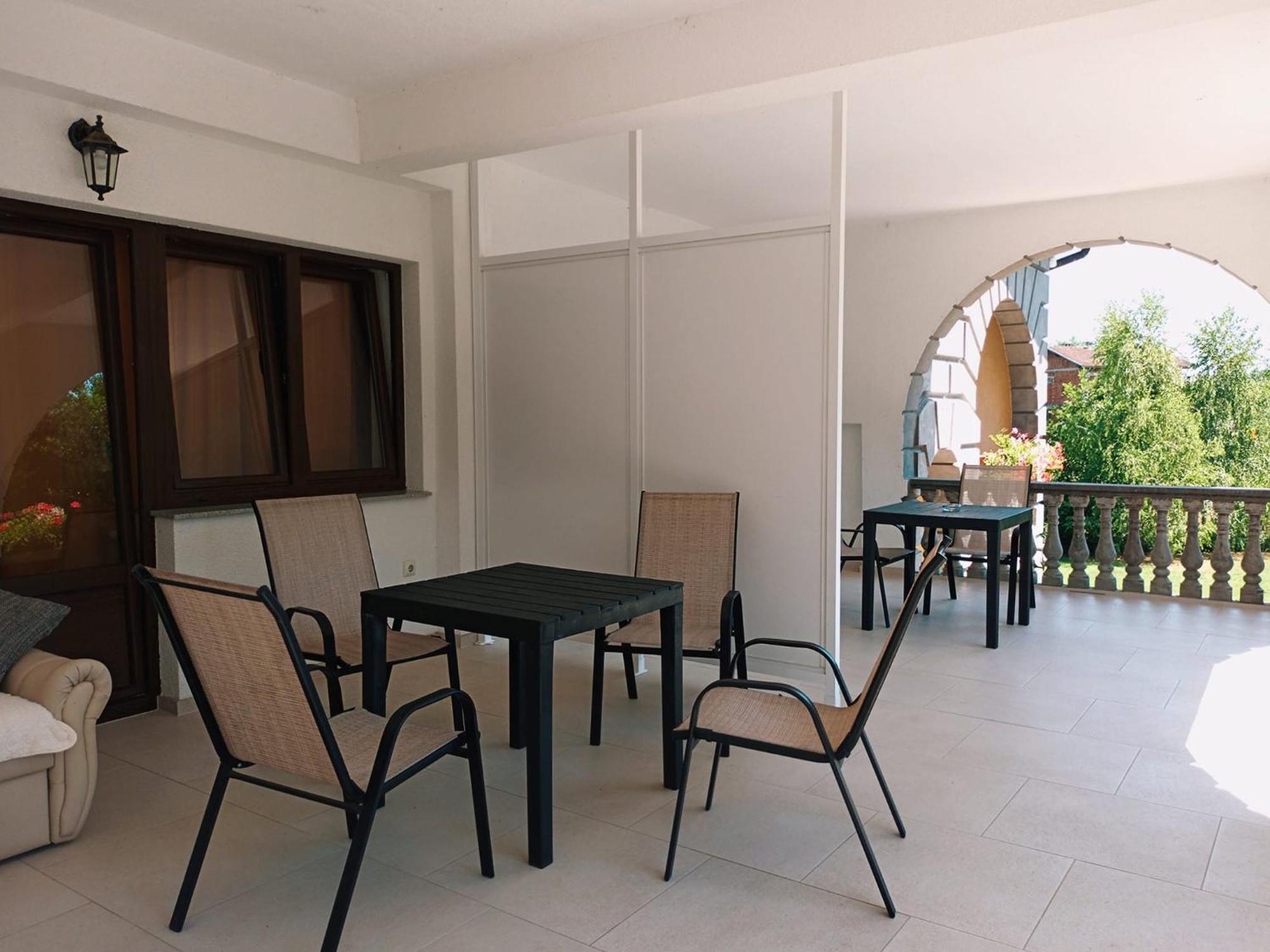 Vacation Home Keskic Velika Gata Ngoại thất bức ảnh